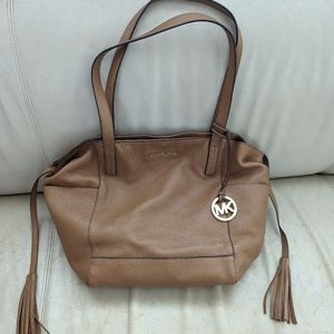 Michael kors leather bag
